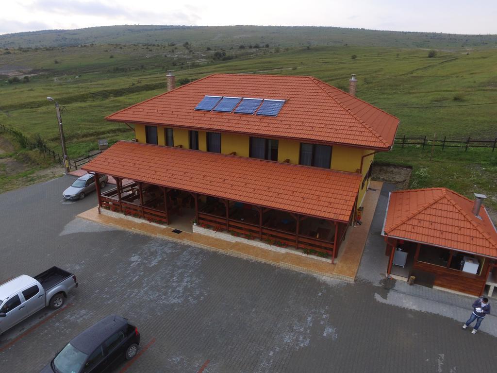 Pensiunea Cheile Apusenilor Sandulesti Extérieur photo